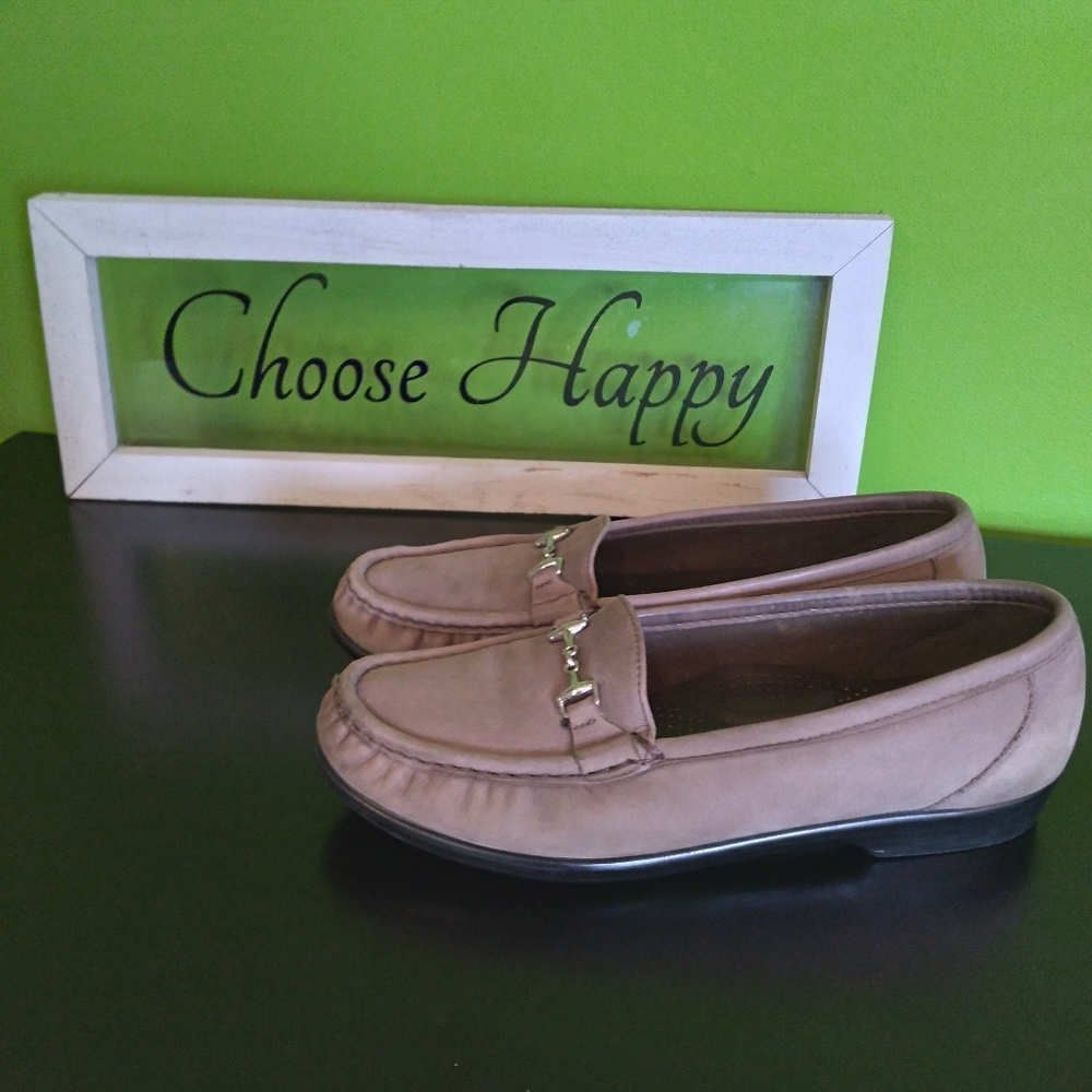 SAS Women's Slip On Tripad Comfort  Foot Bed Suede Loafers - Size 8